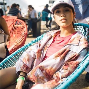 Meet your Posher, Naomi